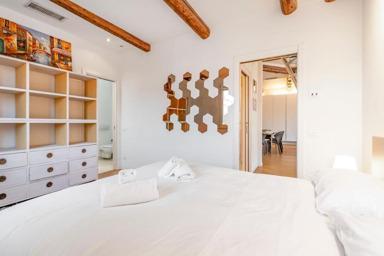 St. Mark Ca' Algi -Apartment With Beautiful Roof Terrace Венеція Екстер'єр фото